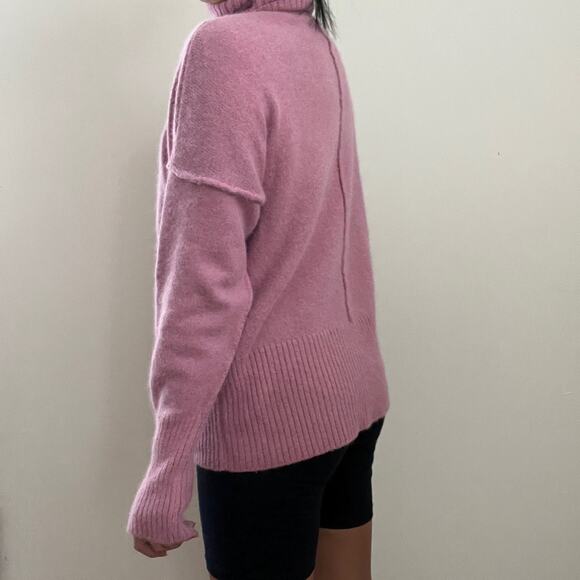 SUZANNE RAE Pink Angora Wool Blend Turtleneck Sweater Size M - Picture 12 of 12
